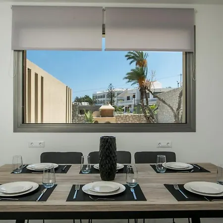 Madi Villa *